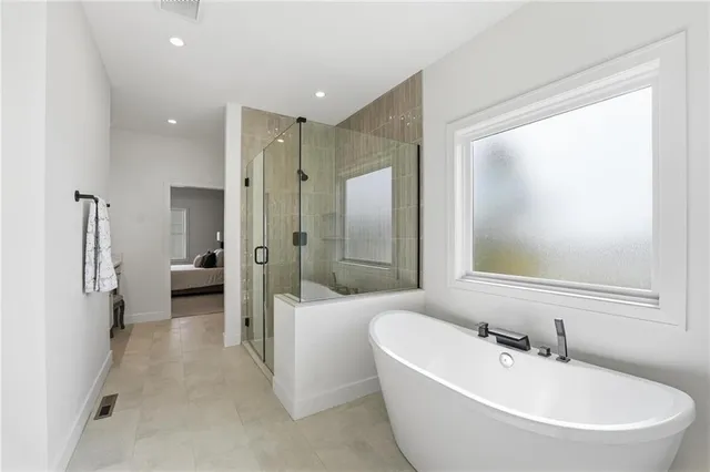 $679,900 | 4331 Northeast Hideaway Drive, Lee's Summit, MO 64064