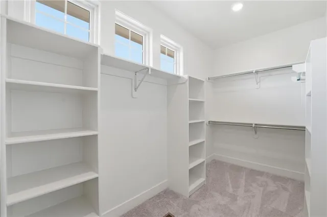 $679,900 | 4331 Northeast Hideaway Drive, Lee's Summit, MO 64064