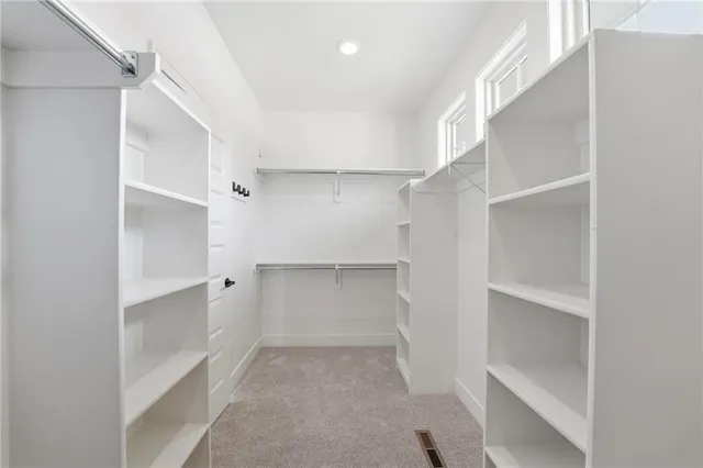 $679,900 | 4331 Northeast Hideaway Drive, Lee's Summit, MO 64064