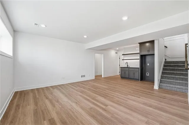 $679,900 | 4331 Northeast Hideaway Drive, Lee's Summit, MO 64064