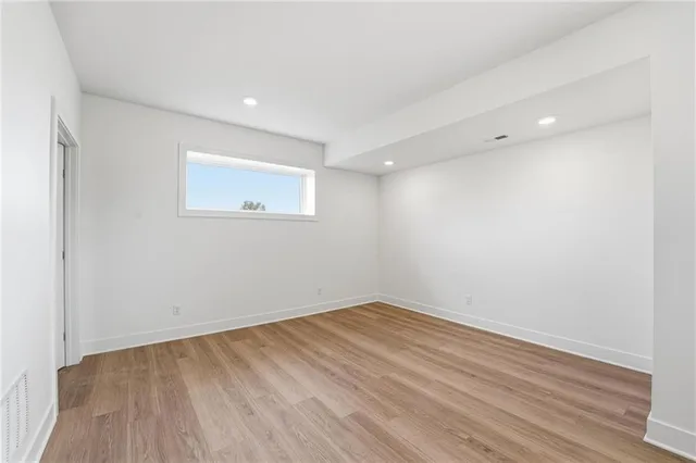 $679,900 | 4331 Northeast Hideaway Drive, Lee's Summit, MO 64064