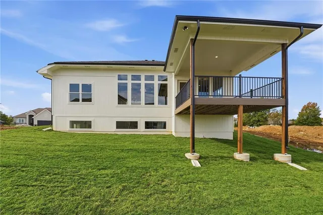 $679,900 | 4331 Northeast Hideaway Drive, Lee's Summit, MO 64064