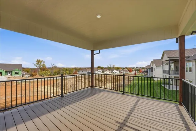 $679,900 | 4331 Northeast Hideaway Drive, Lee's Summit, MO 64064