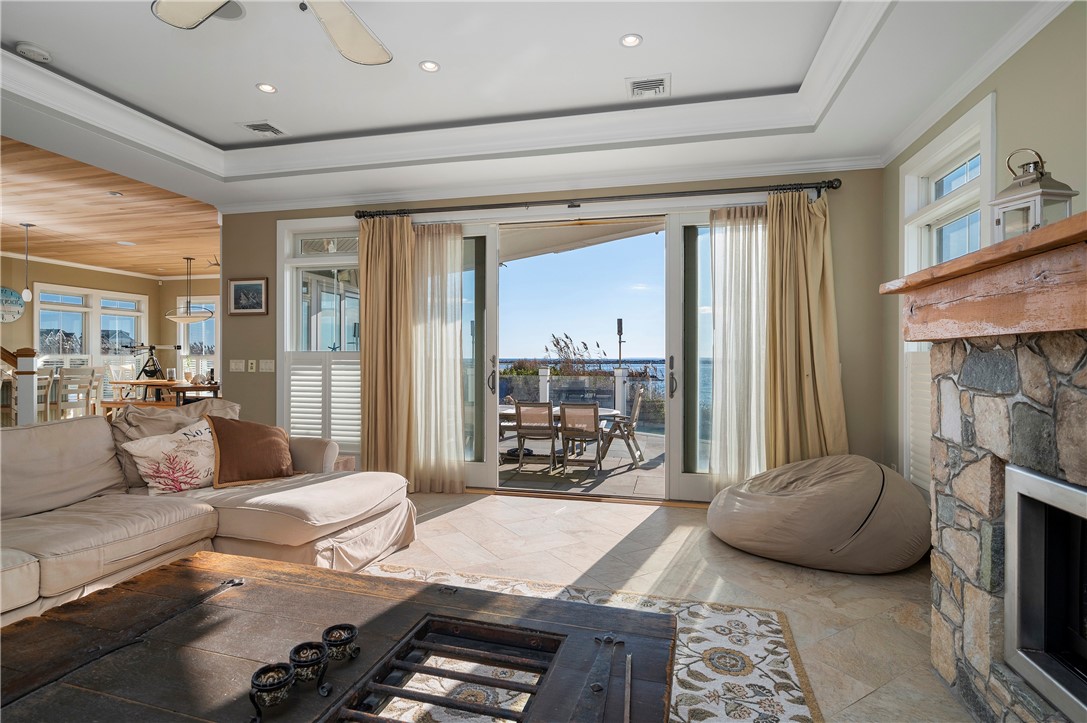 22 Shore Road Narragansett, RI 02882 - Photo 14 of 50