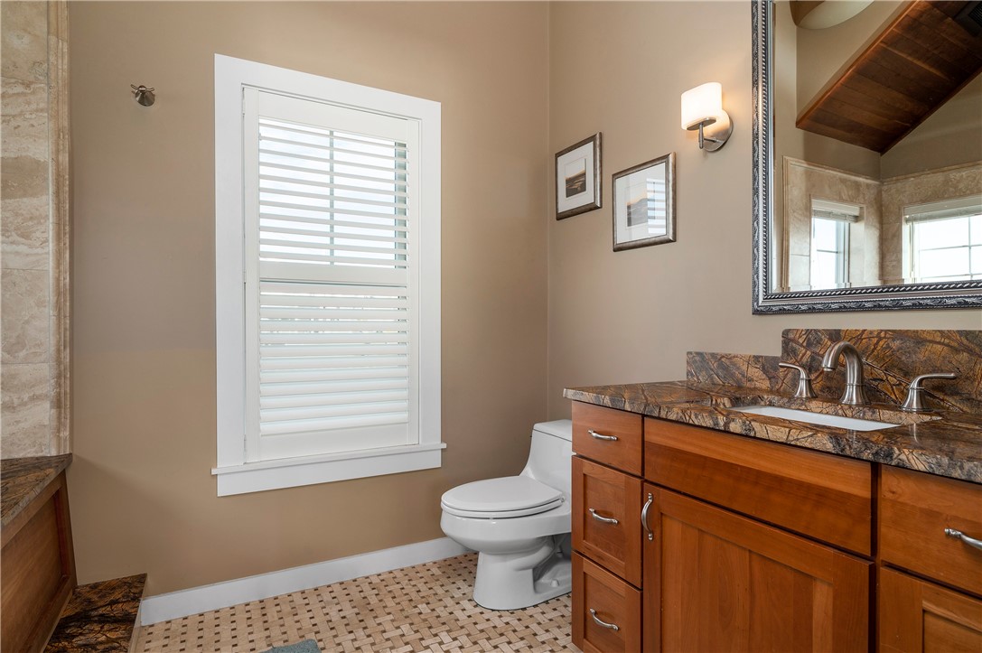 22 Shore Road Narragansett, RI 02882 - Photo 23 of 50