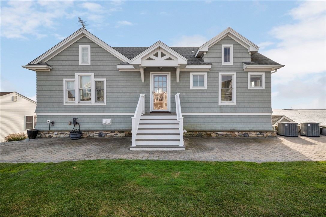 22 Shore Road Narragansett, RI 02882 - Photo 30 of 50