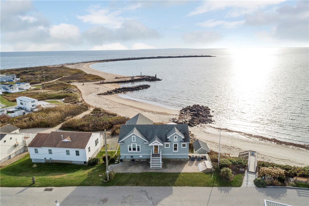 22 Shore Road Narragansett, RI 02882 - Photo 31 of 50