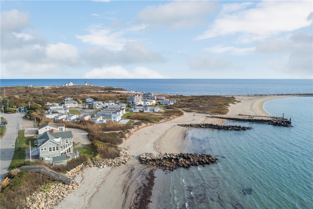 22 Shore Road Narragansett, RI 02882 - Photo 36 of 50