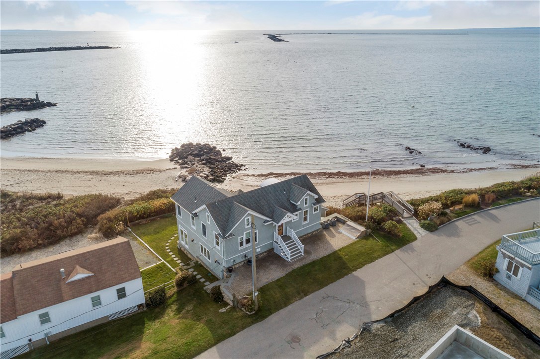 22 Shore Road Narragansett, RI 02882 - Photo 38 of 50