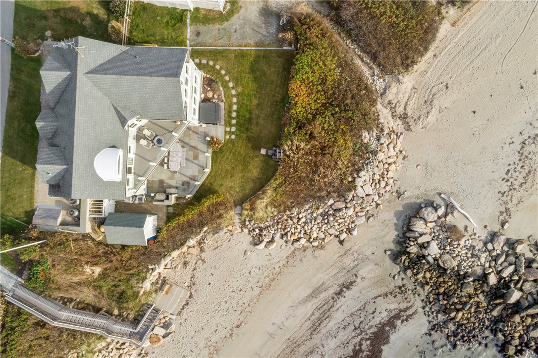 22 Shore Road Narragansett, RI 02882 - Photo 40 of 50