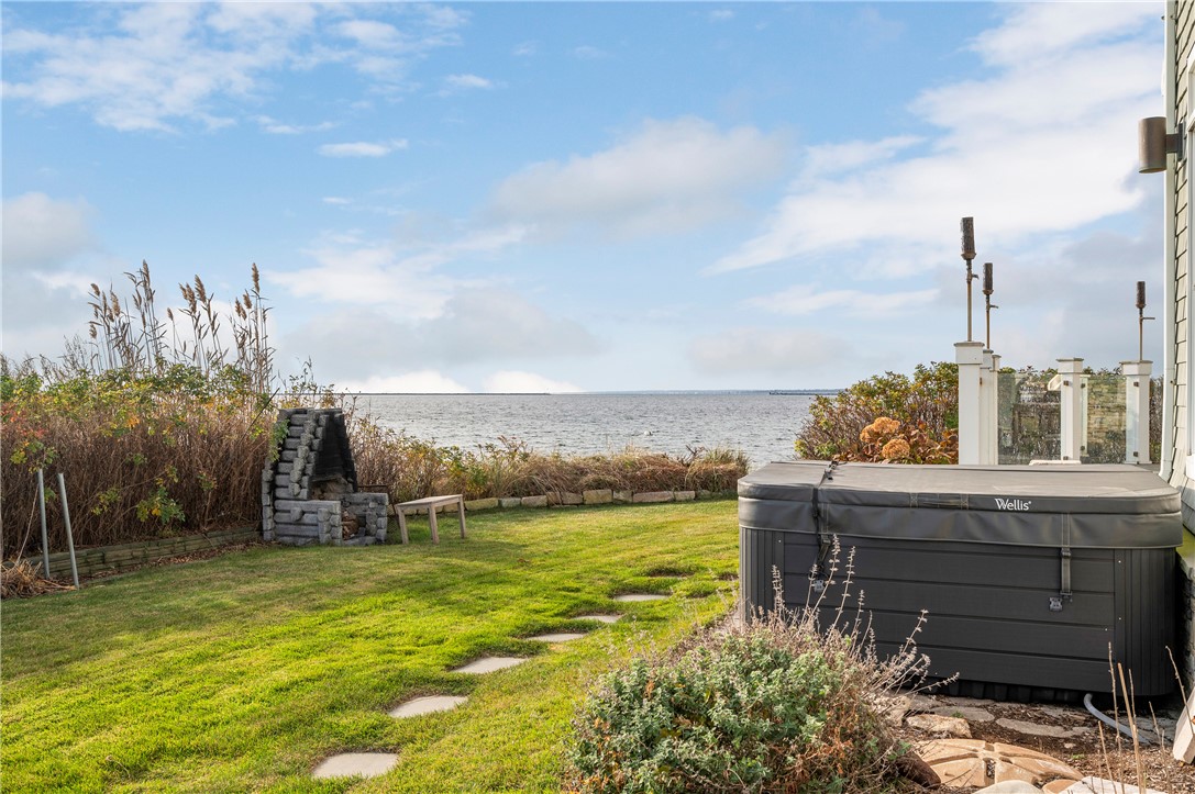 22 Shore Road Narragansett, RI 02882 - Photo 46 of 50