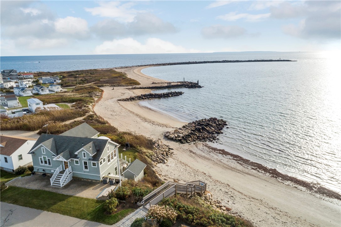 22 Shore Road Narragansett, RI 02882 - Photo 5 of 50