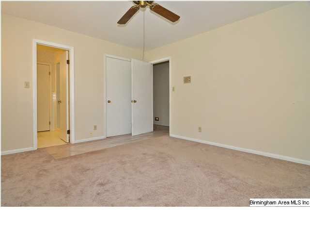 527 12th Street Southwest Alabaster, AL 35007 - Photo 19 of 32