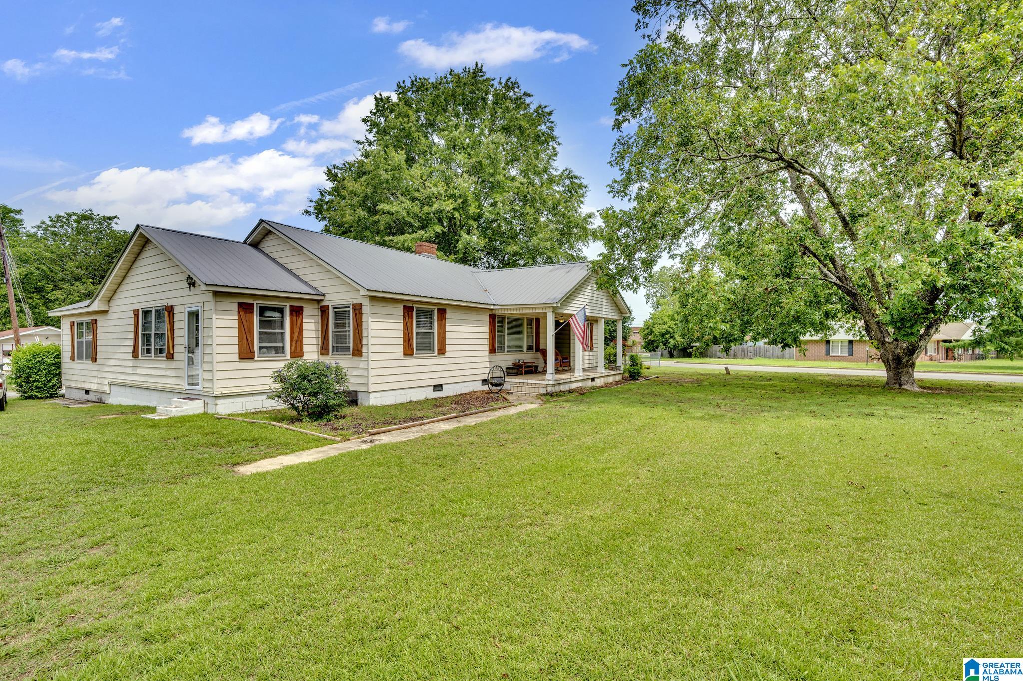 1805 Danville Road Southwest Decatur, AL 35601 - Photo 3 of 29