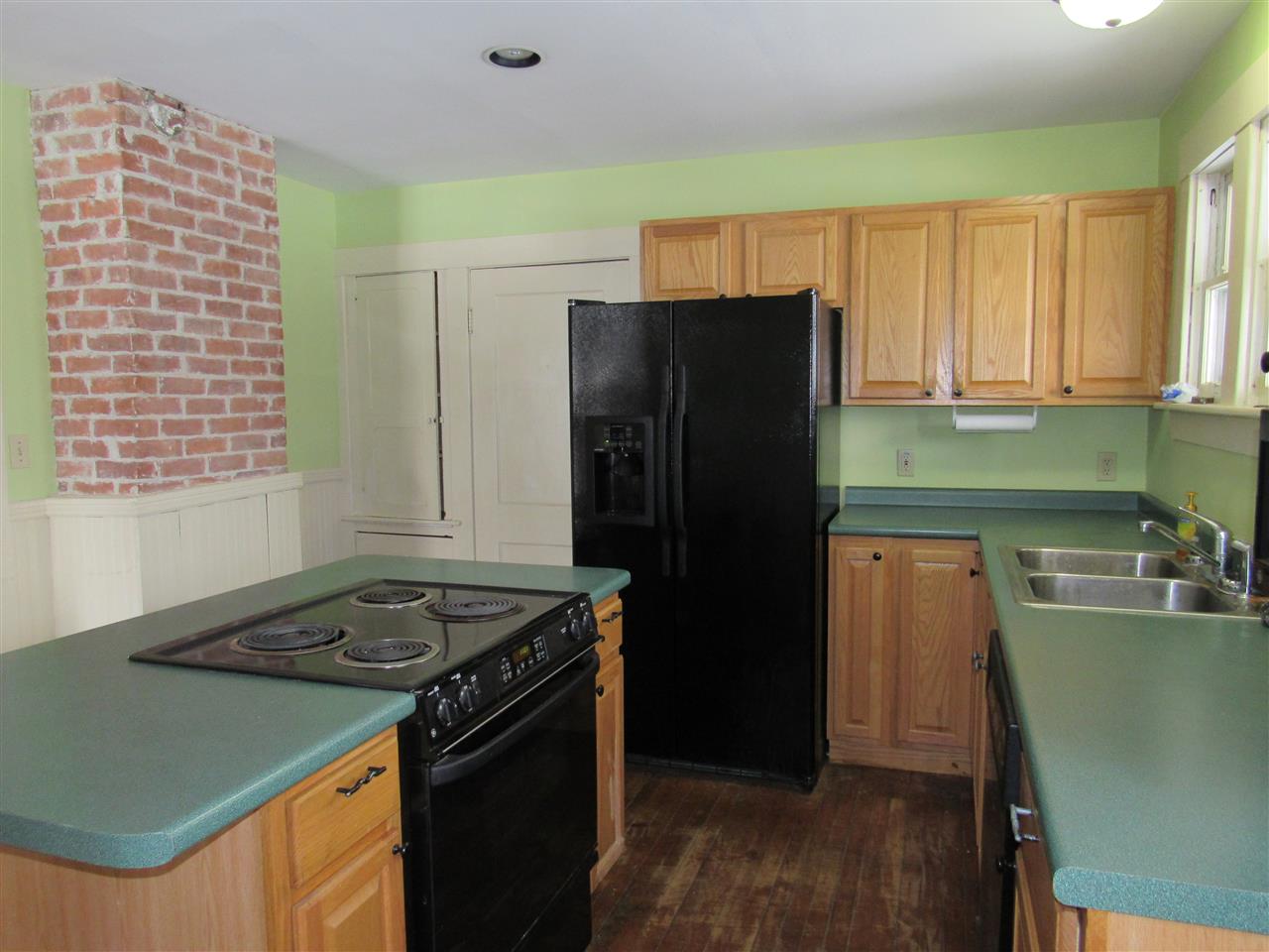 192 Lincoln Avenue Rutland, VT 05701 - Photo 6 of 18