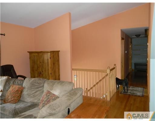 14 Harmon Road Edison, NJ 08837 - Photo 7 of 20 Gallery Image 7