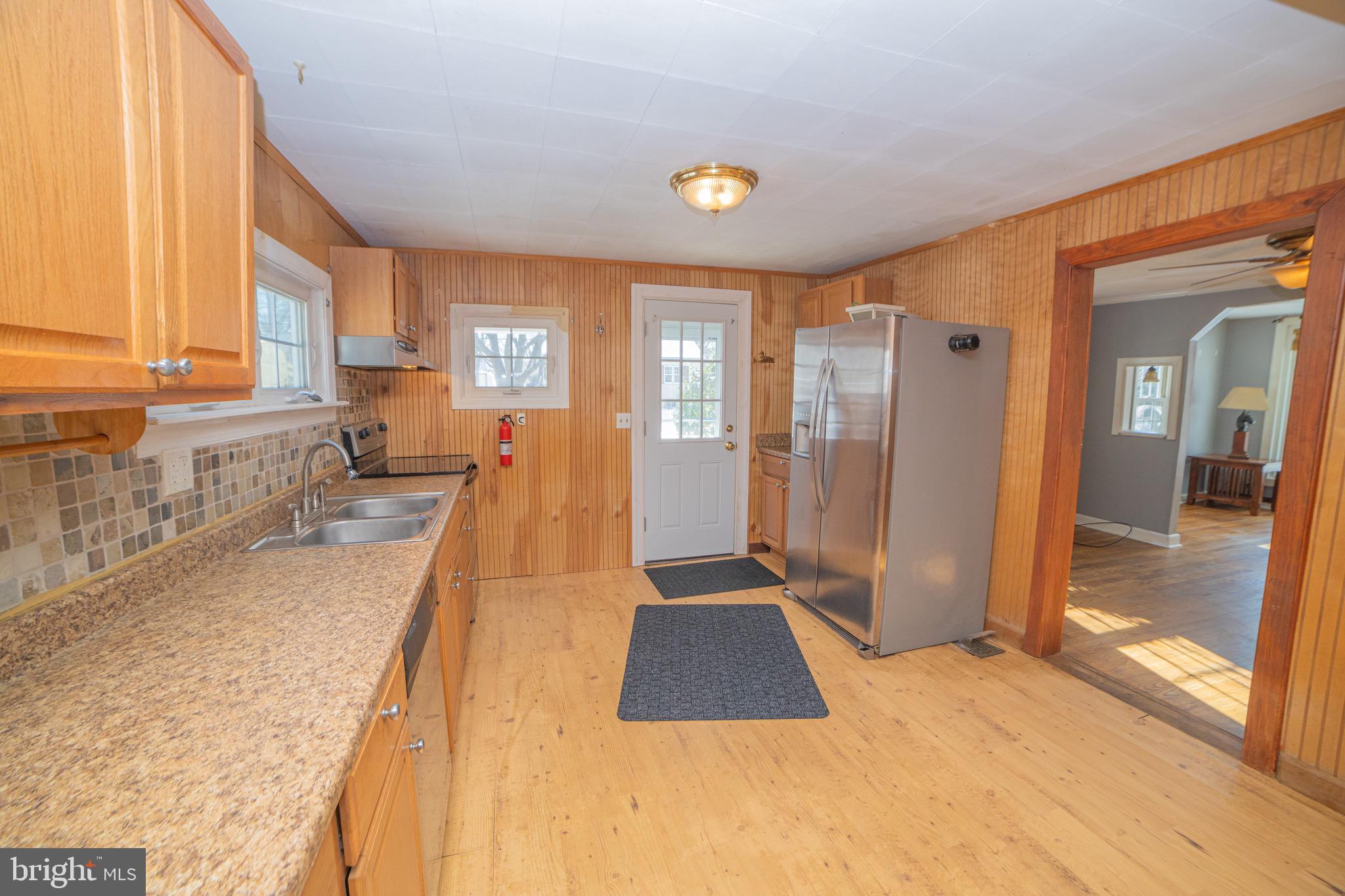 424 Ruth Avenue Upper Chichester, PA 19014 - Photo 13 of 41 Gallery Image 13