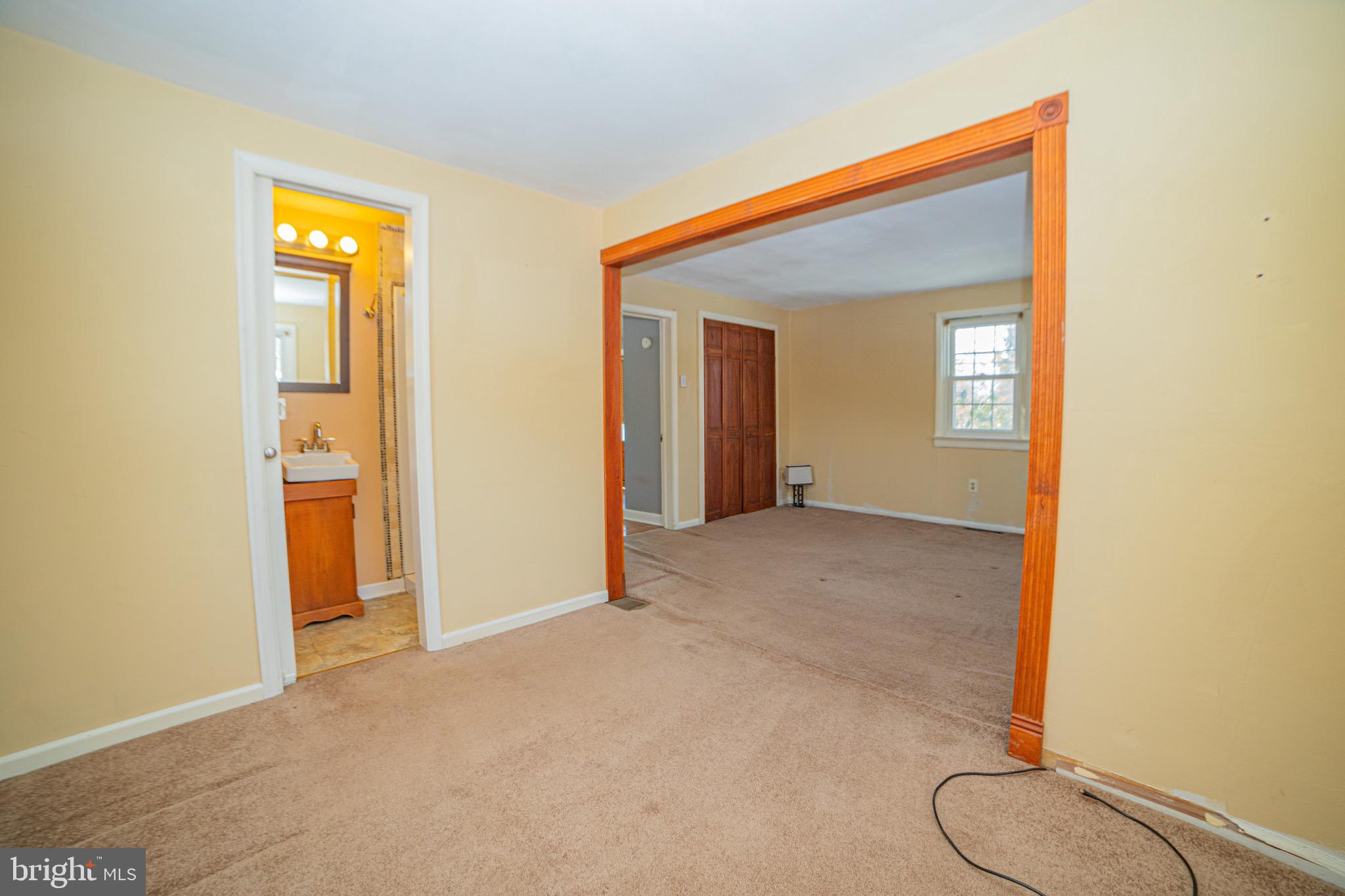424 Ruth Avenue Upper Chichester, PA 19014 - Photo 21 of 41 Main Bedroom Sitting Area