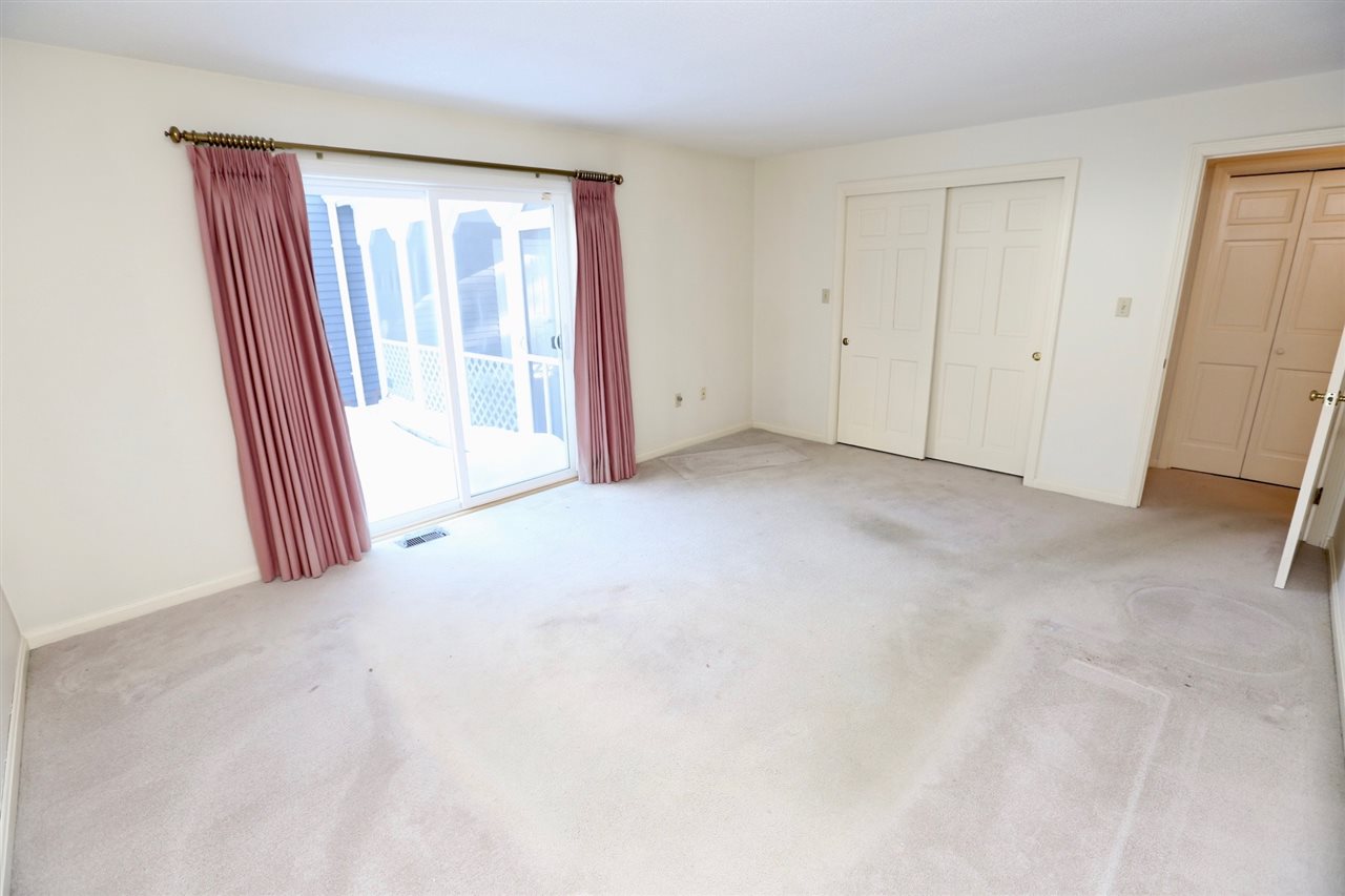 405 Straw Hill Road Manchester, NH 03104 - Photo 21 of 35