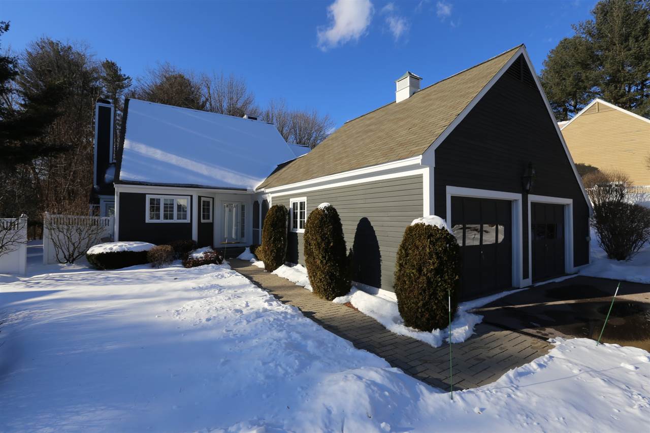 405 Straw Hill Road Manchester, NH 03104 - Photo 4 of 35