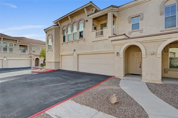 $1,750 | 10550 West Alexander Road, Unit 2216, Las Vegas, NV 89129