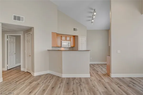 $1,750 | 10550 West Alexander Road, Unit 2216, Las Vegas, NV 89129