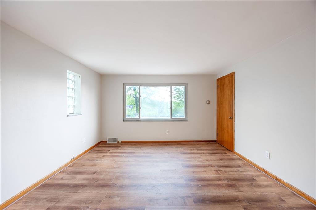 5165 Stanton Avenue, Unit 2 Pittsburgh, PA 15201 - Photo 3 of 10