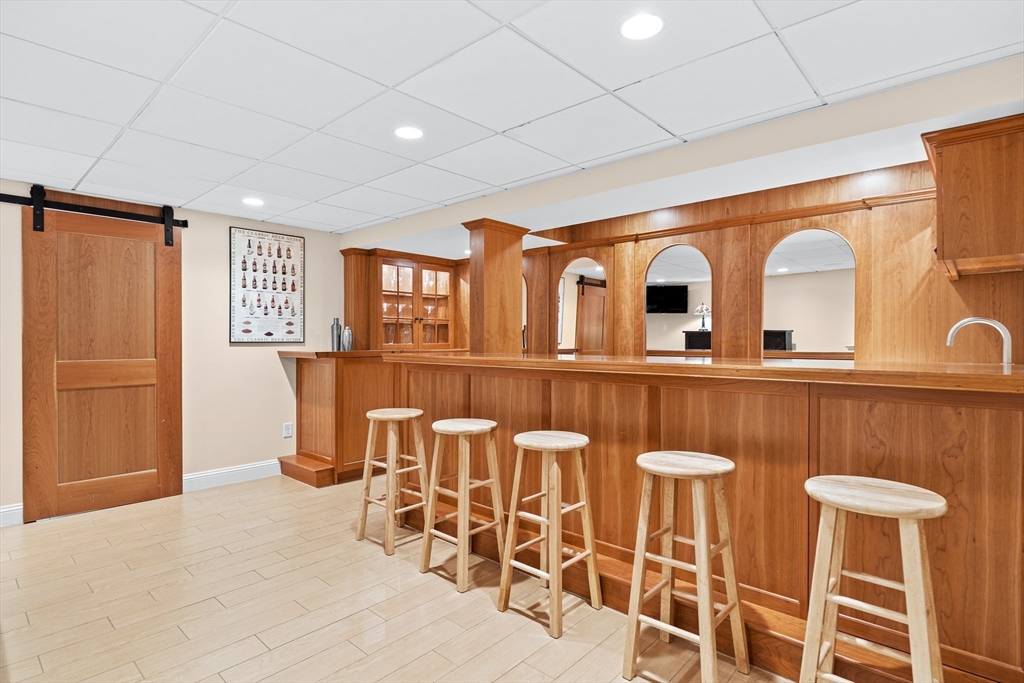 24 Radcliffe Road Wellesley, MA 02482 - Photo 20 of 32