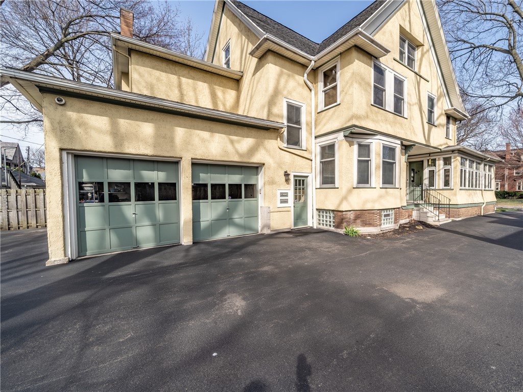 229 Culver Road Rochester, NY 14607 - Photo 8 of 42