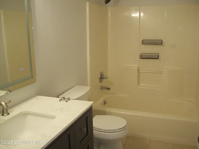 $2,750 | 244 Reunion Ridge, East Stroudsburg, PA 18301