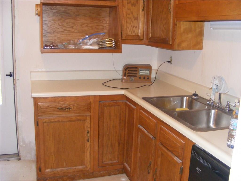803 Chicora Road Chicora, PA 16025 - Photo 4 of 18