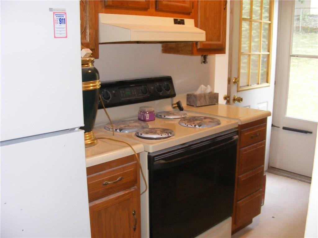 803 Chicora Road Chicora, PA 16025 - Photo 5 of 18