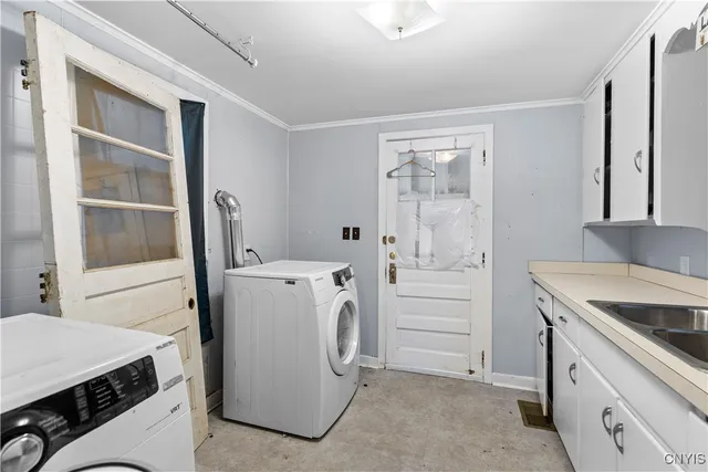 $279,900 | 606 South Terry Road, Geddes, NY 13219