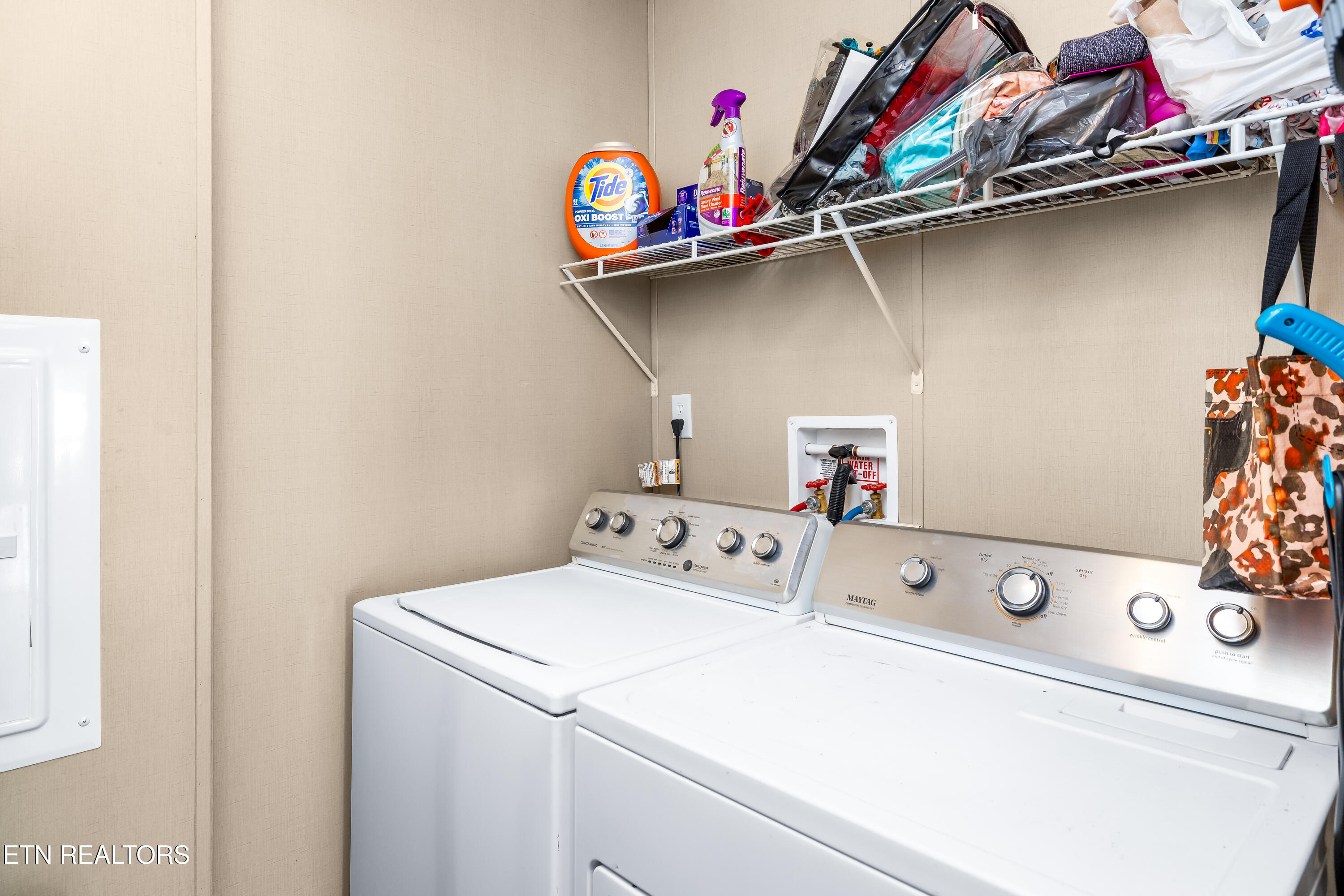 153 Powder House Road Powell, TN 37849 - Photo 12 of 37 153PowderHouseRd-20