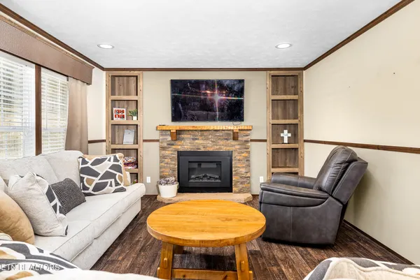 $329,900 | 153 Powder House Road, Powell, TN 37849