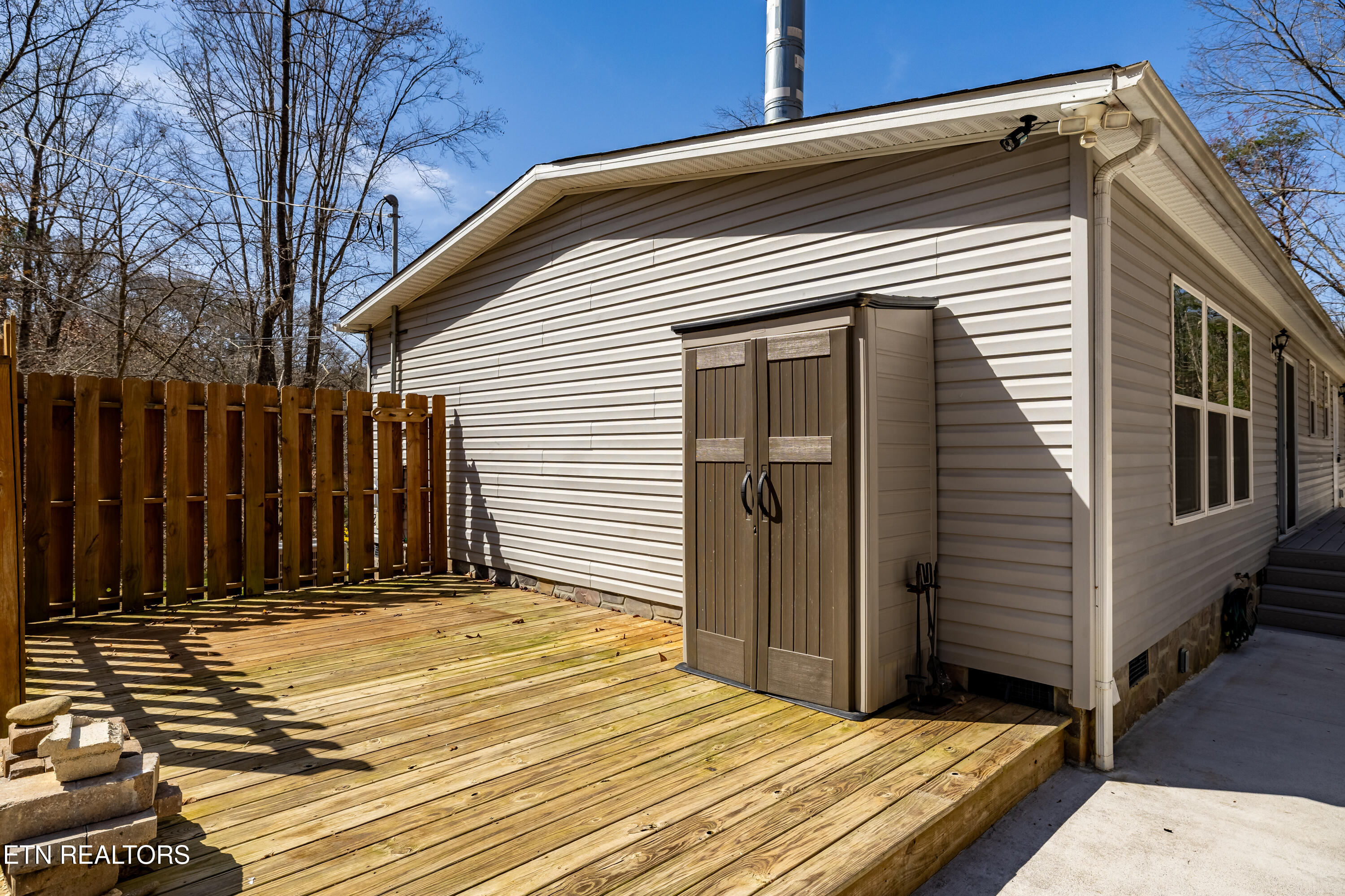 153 Powder House Road Powell, TN 37849 - Photo 33 of 37 153PowderHouseRd-36