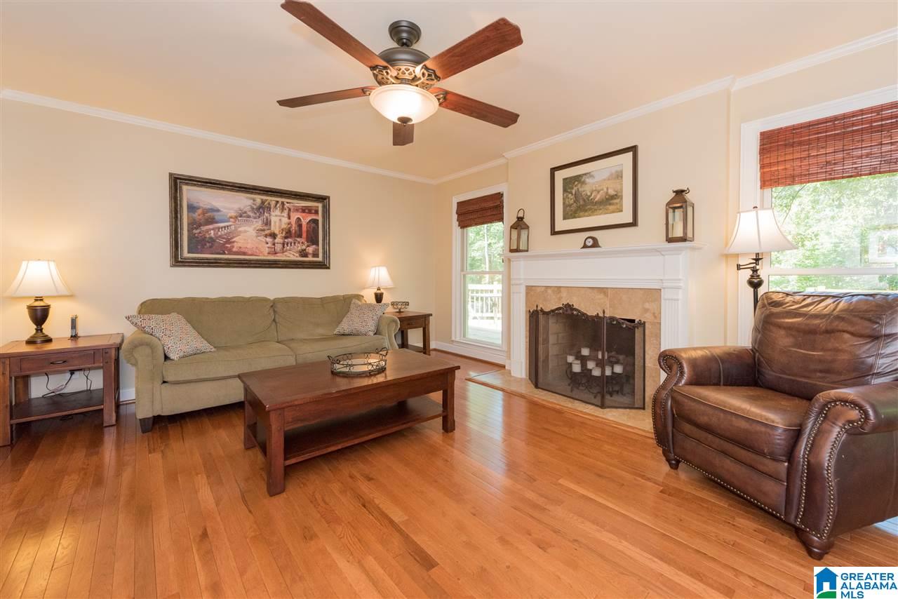 35 Valley View Drive Pelham, AL 35124 - Photo 7 of 48