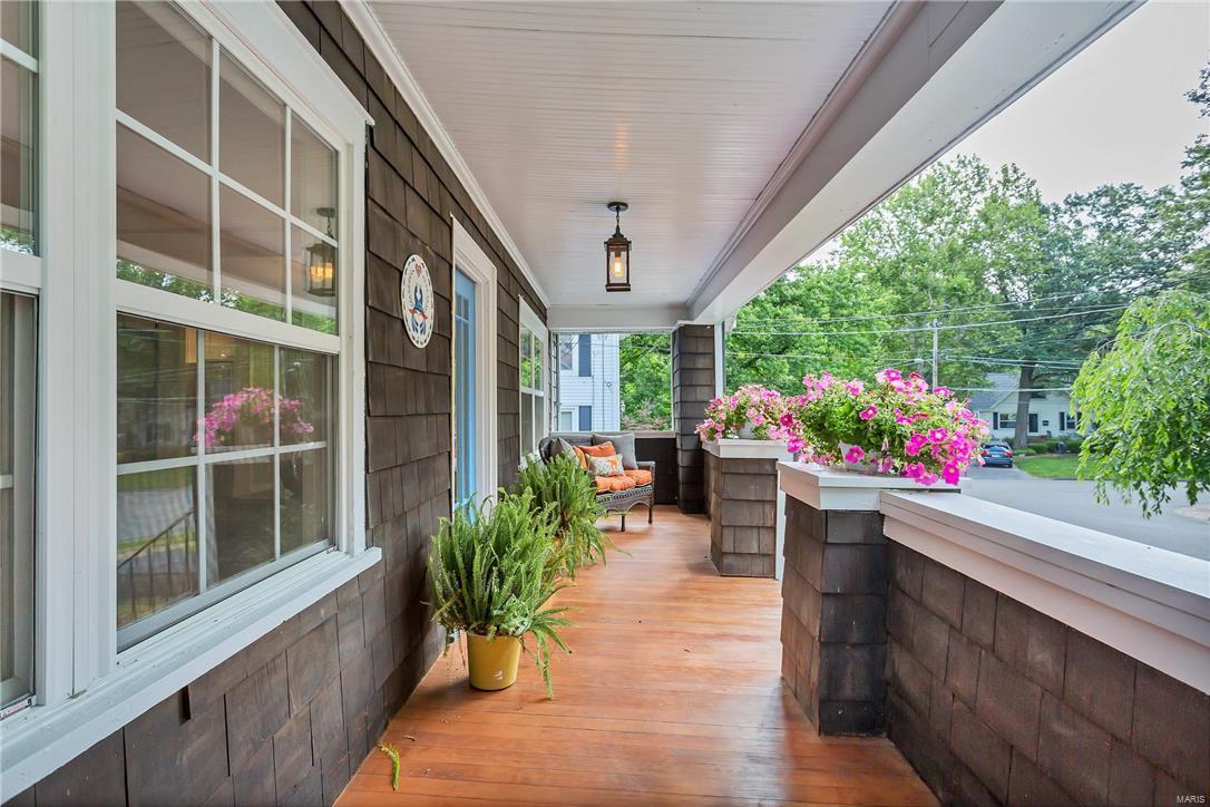 597 Ridge Avenue St. Louis, MO 63119 - Photo 3 of 19 Gallery Image 3