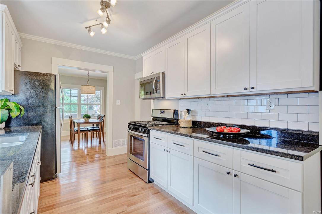 597 Ridge Avenue St. Louis, MO 63119 - Photo 9 of 19 Gallery Image 9