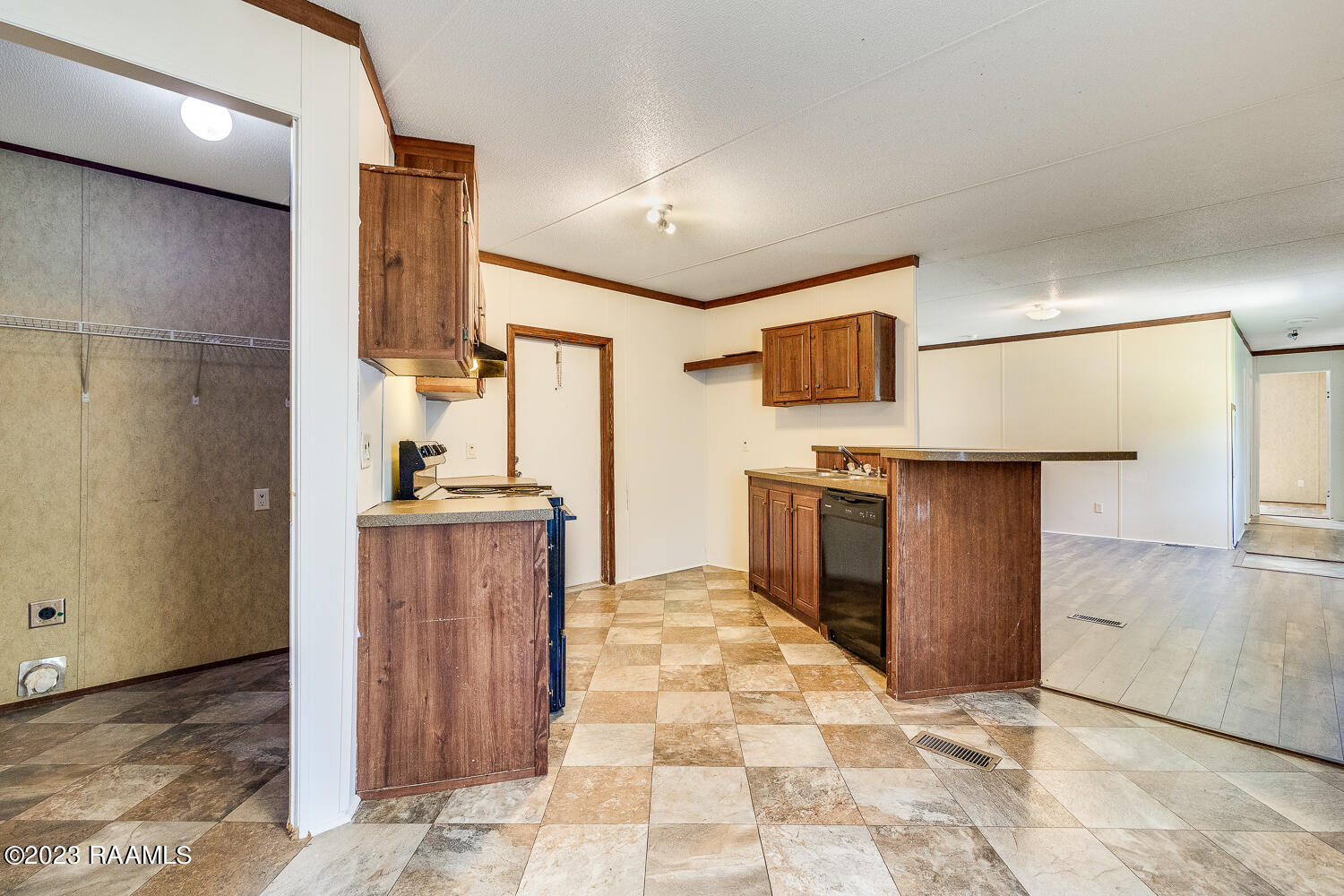 882 Superior Road Church Point, LA 70525 - Photo 6 of 15 882 Superior Rd-7