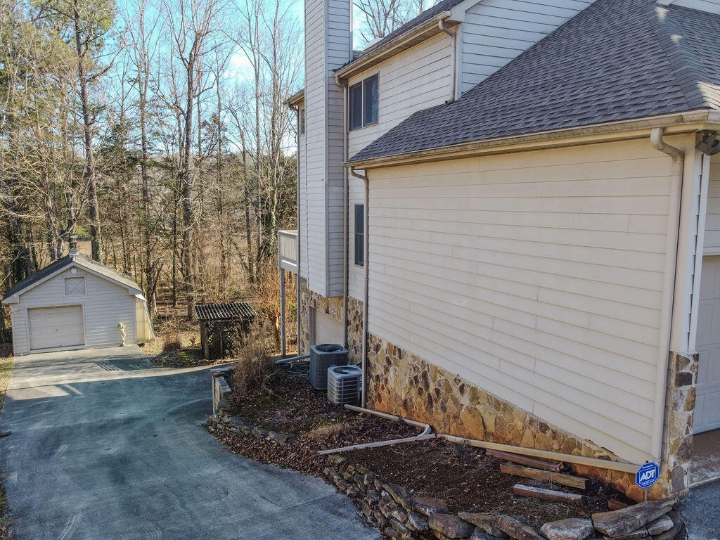 197 Lakehaven Circle Decatur, TN 37322 - Photo 3 of 56 Gallery Image 3