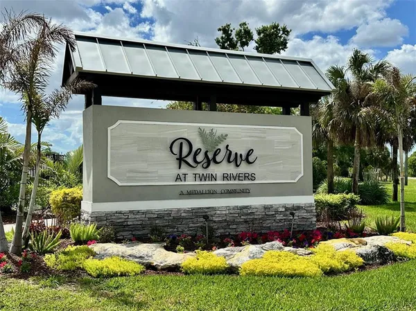 $939,000 | 16007 39th Glen East, Parrish, FL 34219