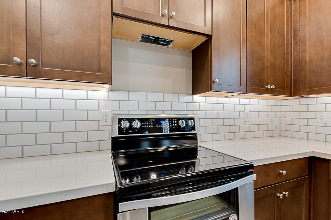 8976 North 8th Drive Phoenix, AZ 85021 - Photo 5 of 25 Microwave oven to be installed