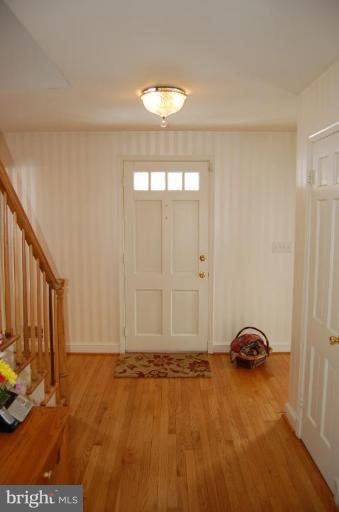 2207 Pot Spring Road Lutherville-Timonium, MD 21093 - Photo 22 of 29 Entrance / Foyer
