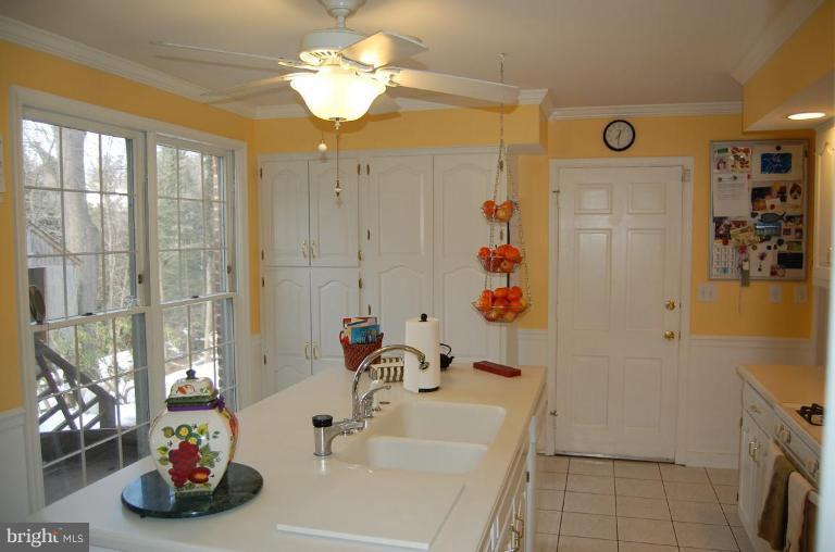 2207 Pot Spring Road Lutherville-Timonium, MD 21093 - Photo 4 of 29 Kitchen #2