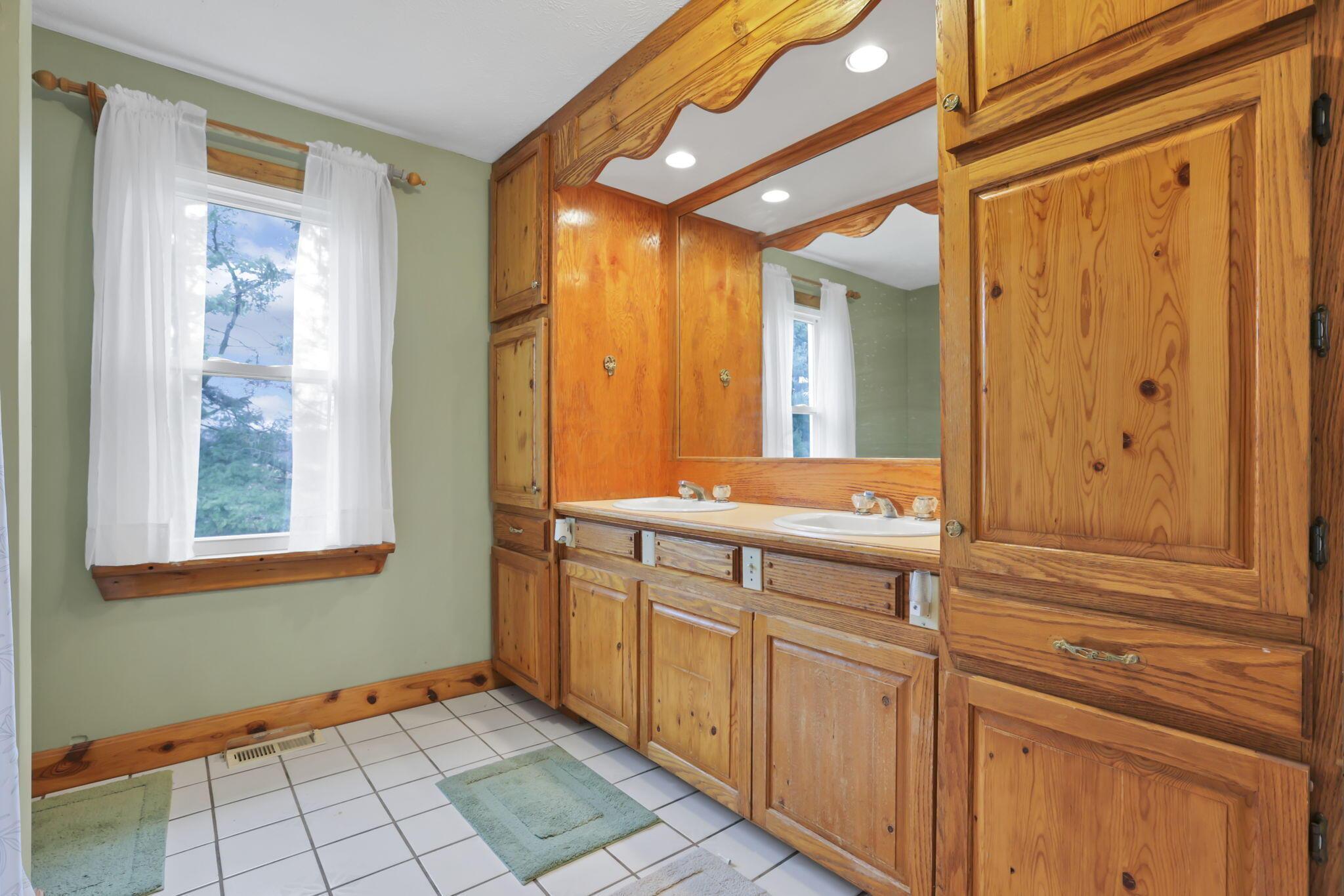 11138 York Road Southwest Baltimore, OH 43105 - Photo 41 of 83 42-web-or-mls-0V3A4972