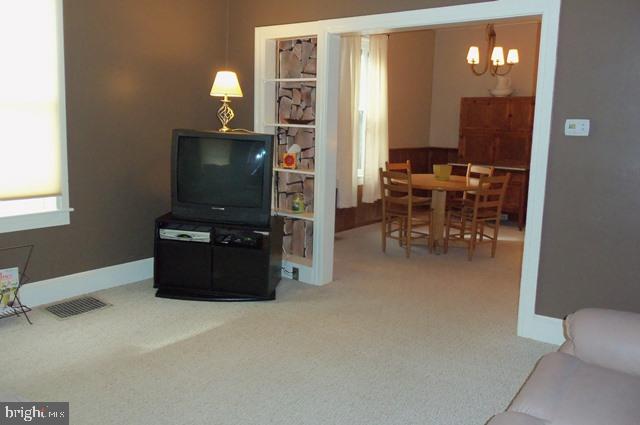 21 East Center Street Lititz, PA 17543 - Photo 4 of 21