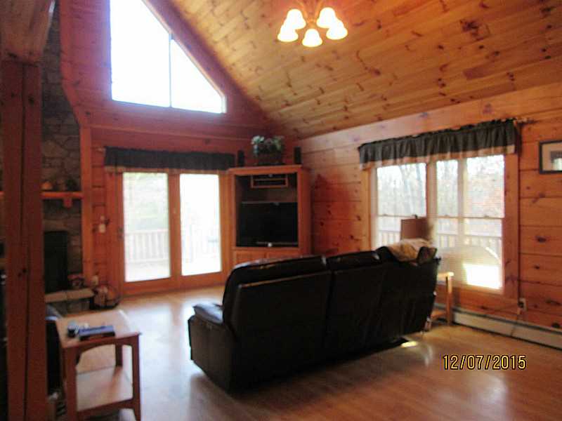 43 Mill Road Foster, RI 02825 - Photo 8 of 23 Living Room.