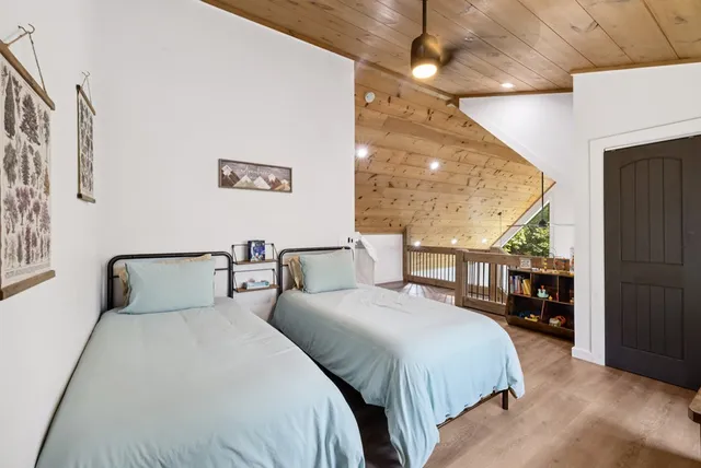 $550,000 | 345 Deer Trail, Mineral Bluff, GA 30559