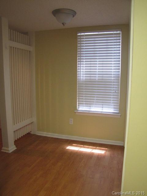 9415 Vicksburg Road Charlotte, NC 28210 - Photo 3 of 16